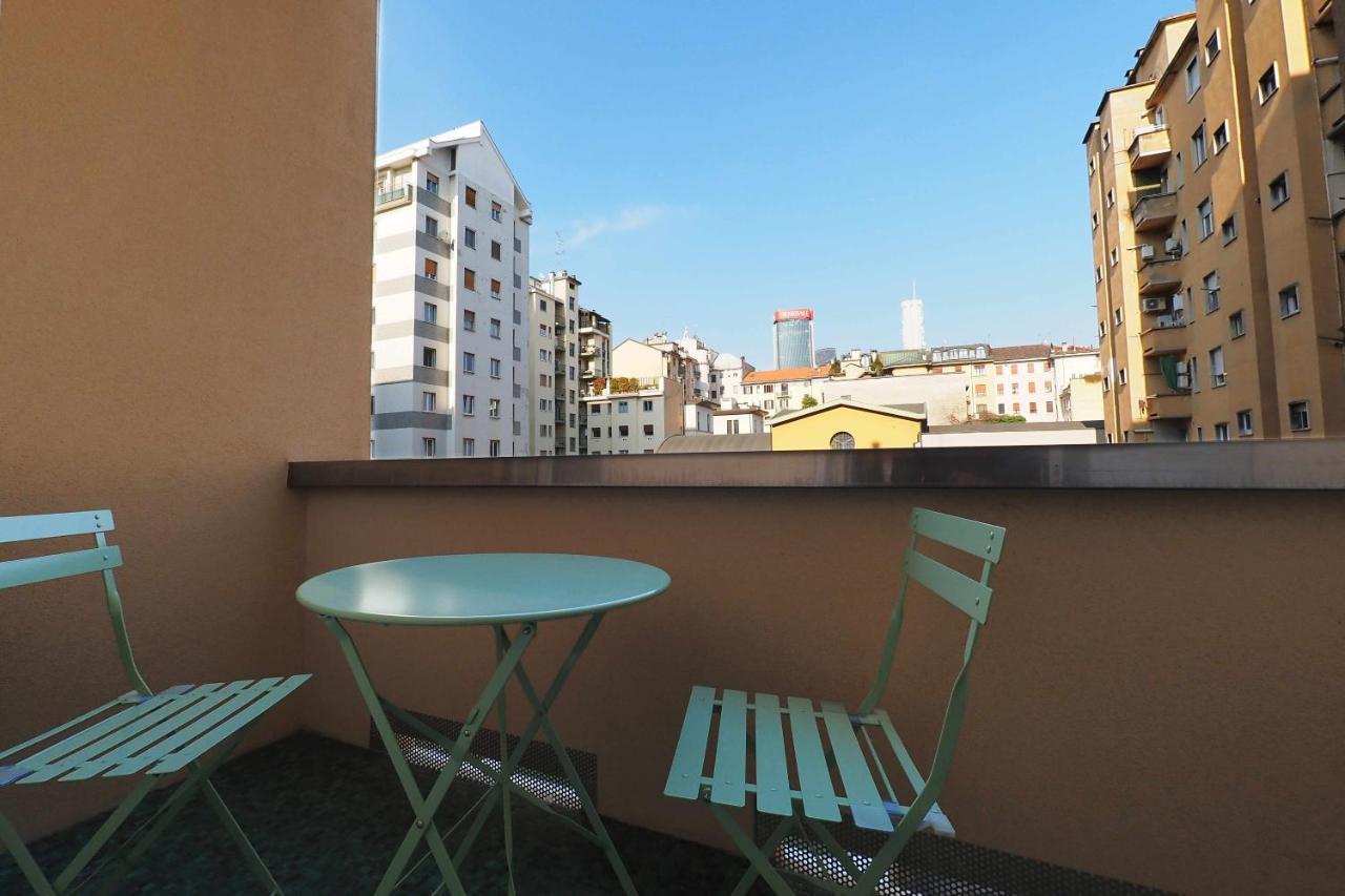 Mba24 Charming Suite Close To Metro Fieracitylife Milano Exterior foto